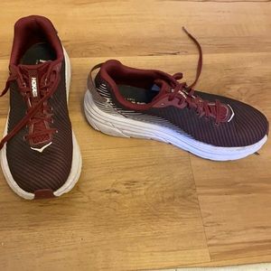 Hoka Size 9.5 women shows